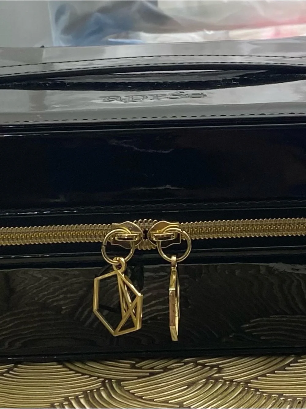 après Portable Gel Nail Kit in Black & Gold